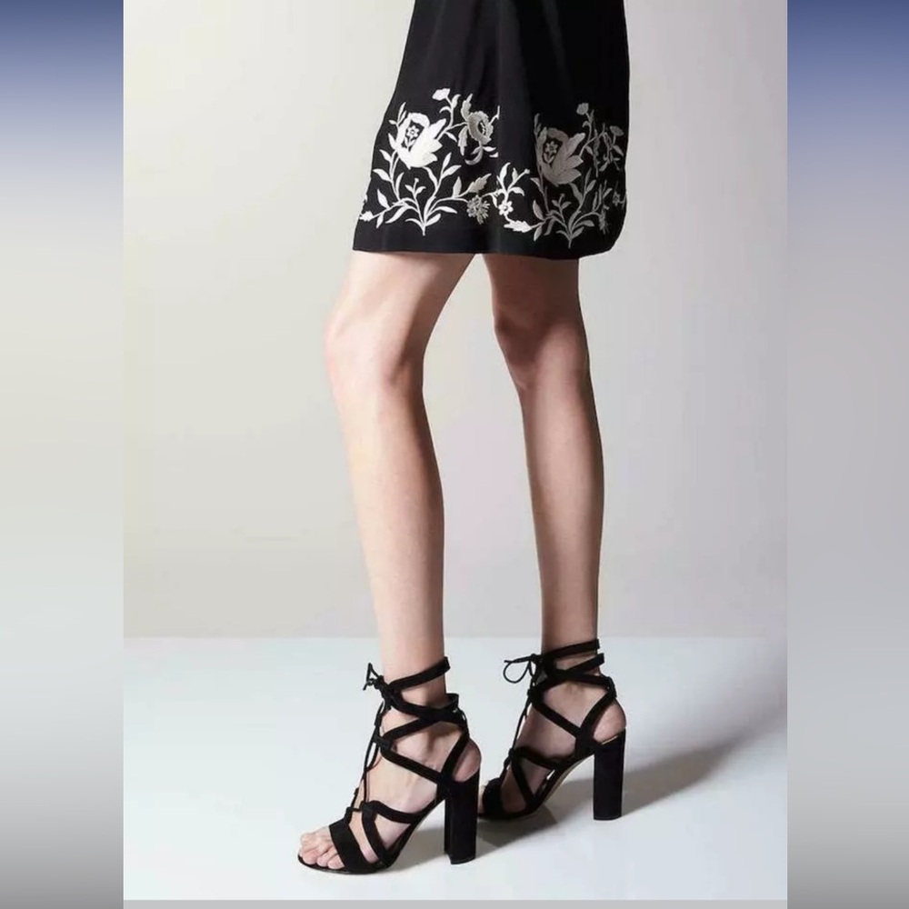 Gianvito Rossi Strappy Lace Up Sandals size 38 - Picture 1 of 9
